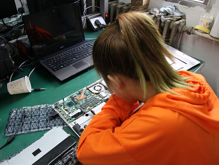 笔记本电脑主板维修